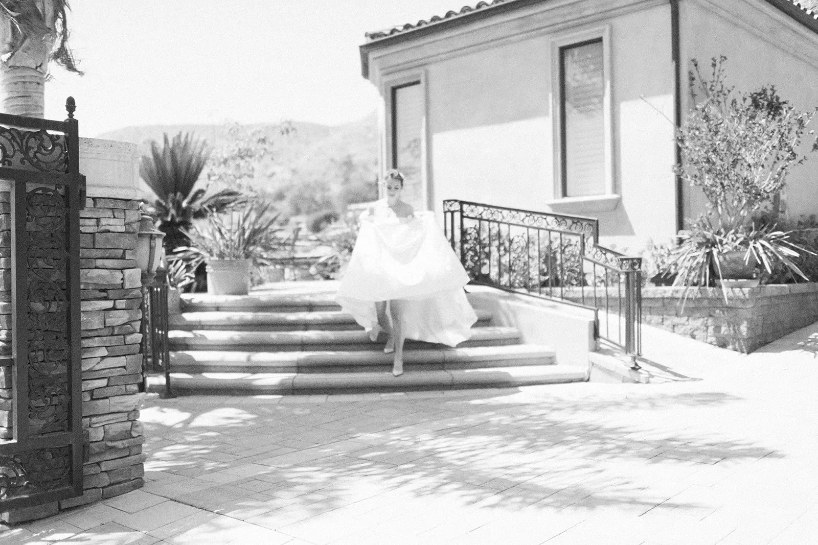 A bride at a Malibu estate, a wedding planned by Veni Vidi Amavi
